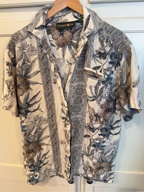 Outback Red Men's White Floral Short-Sleeve Button-Up Shirt